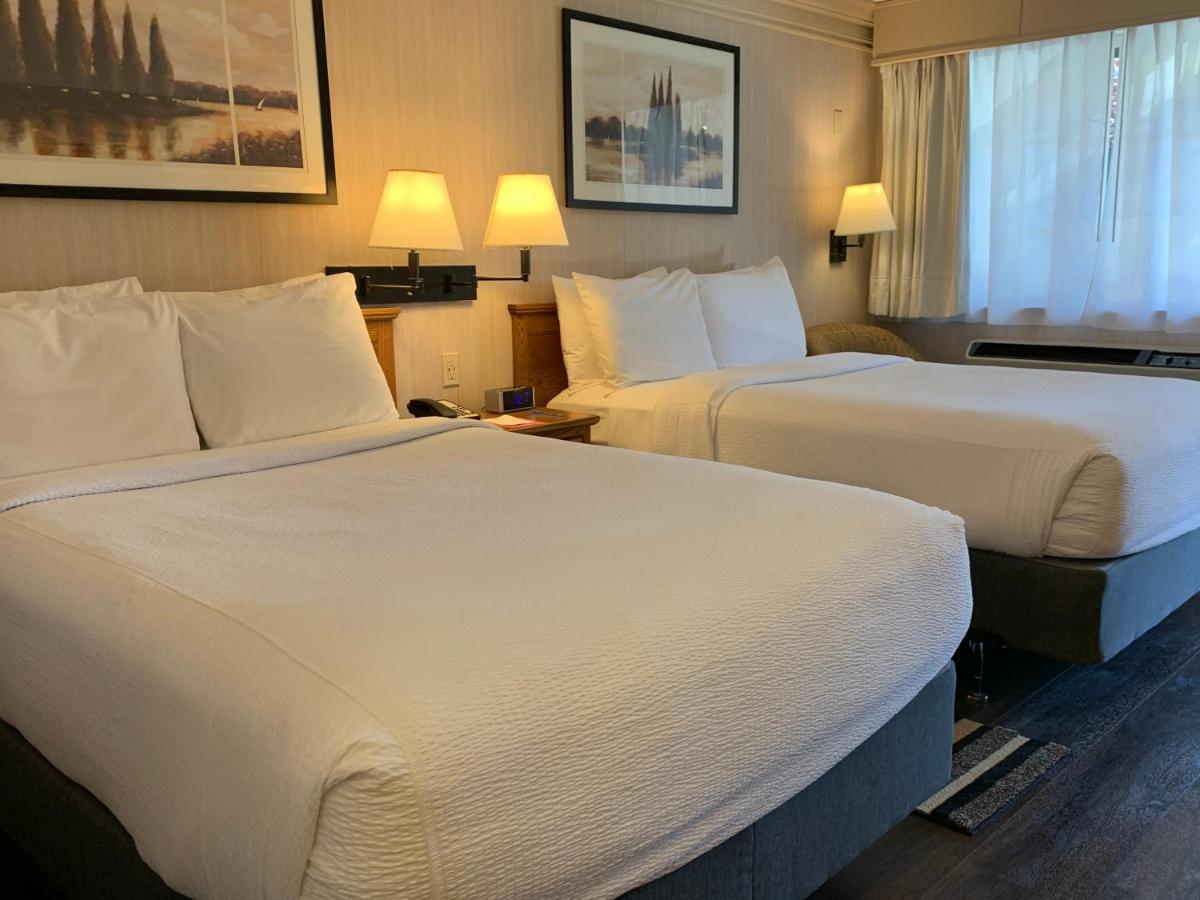 Coachman Inn Oak Harbor Ngoại thất bức ảnh