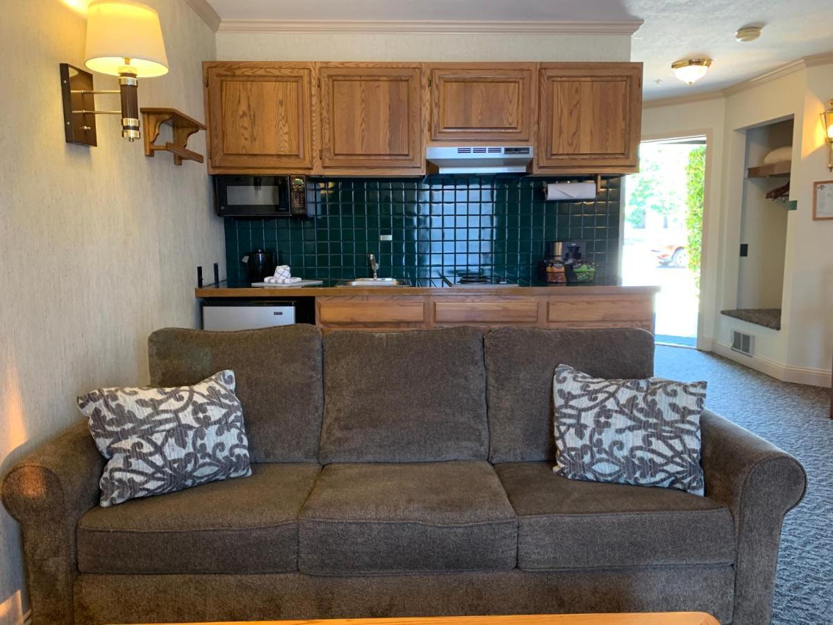 Coachman Inn Oak Harbor Ngoại thất bức ảnh