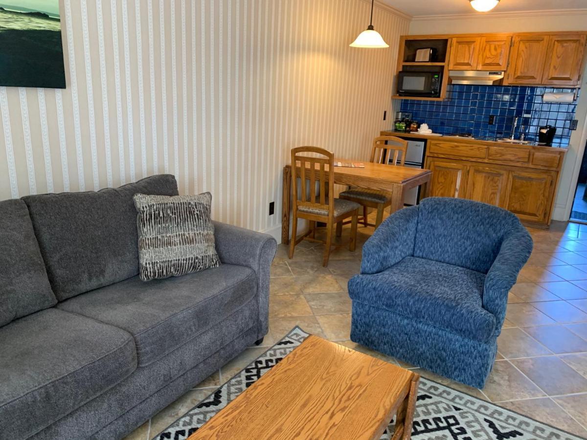 Coachman Inn Oak Harbor Ngoại thất bức ảnh