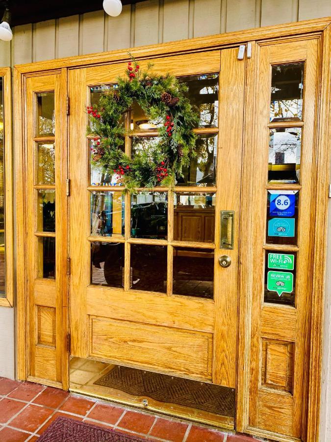 Coachman Inn Oak Harbor Ngoại thất bức ảnh