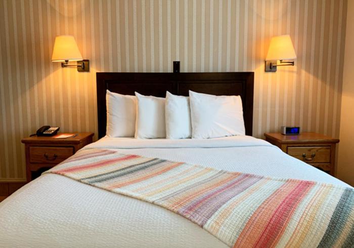 Coachman Inn Oak Harbor Ngoại thất bức ảnh