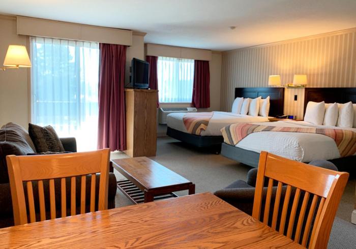 Coachman Inn Oak Harbor Ngoại thất bức ảnh